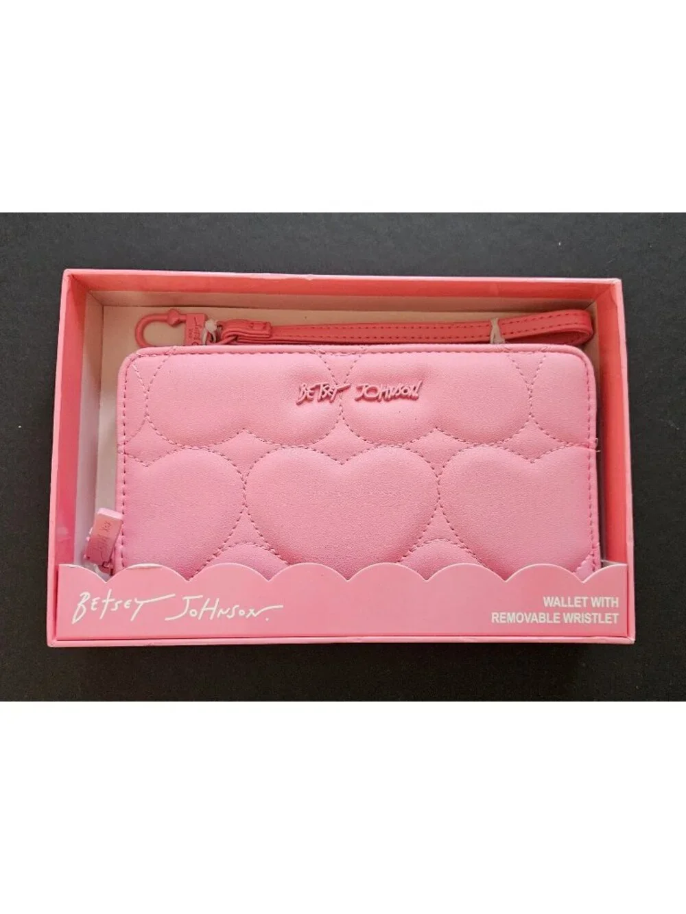 Betsey Johnson NEW NIB Quilted Pink Heart Wallet Wristlet